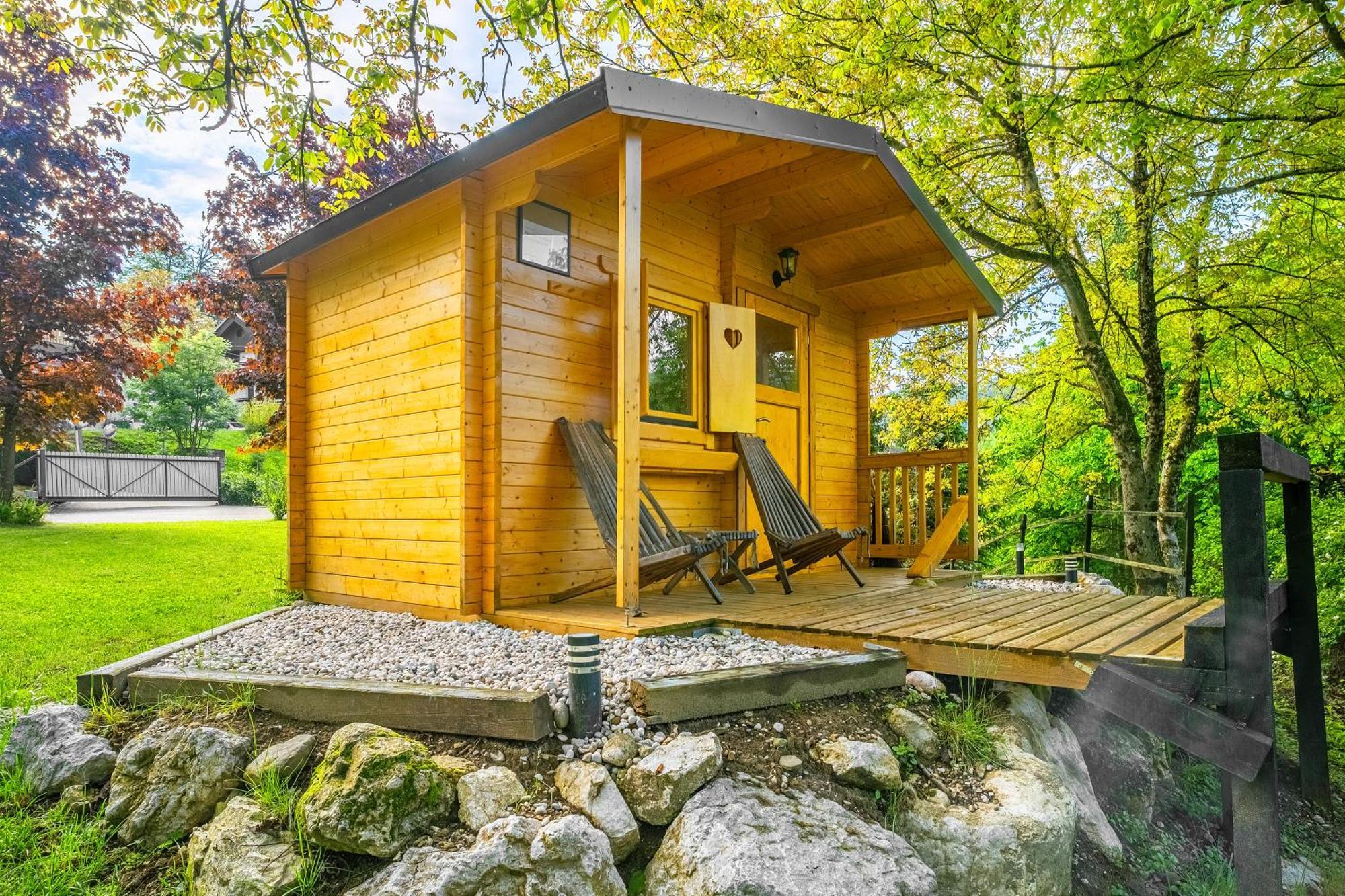 Resort Pod Orehi - Bled - Apartma & Glamping & Savna المظهر الخارجي الصورة