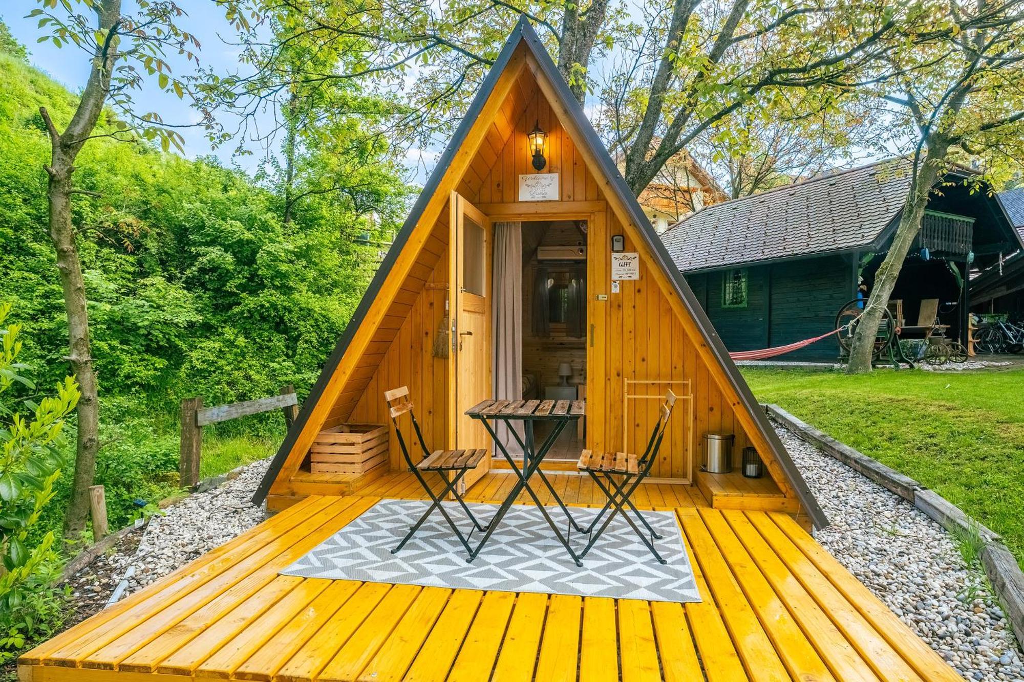 Resort Pod Orehi - Bled - Apartma & Glamping & Savna المظهر الخارجي الصورة