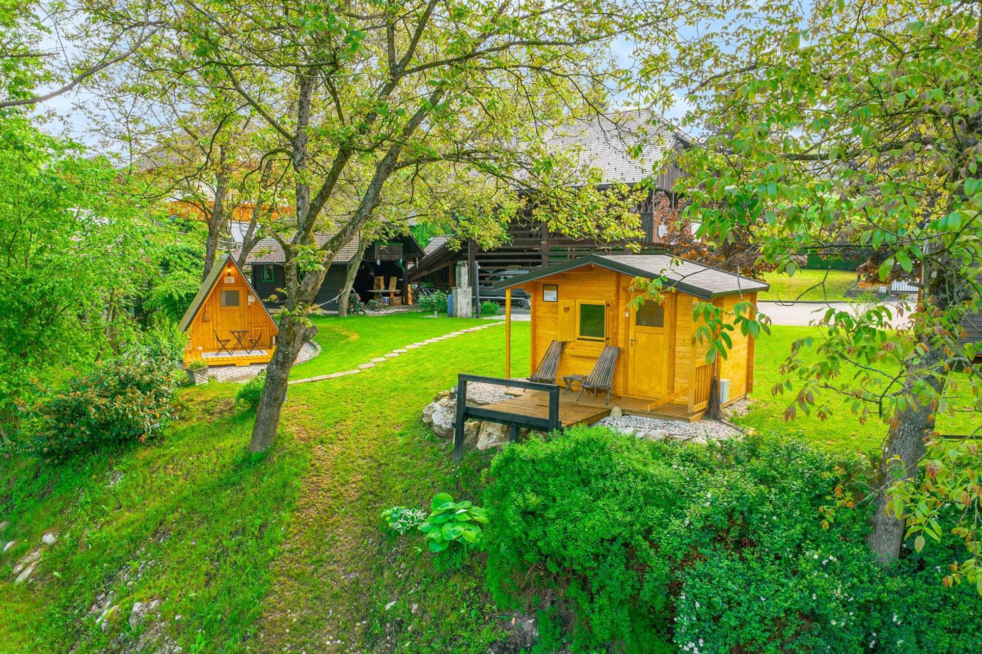 Resort Pod Orehi - Bled - Apartma & Glamping & Savna المظهر الخارجي الصورة