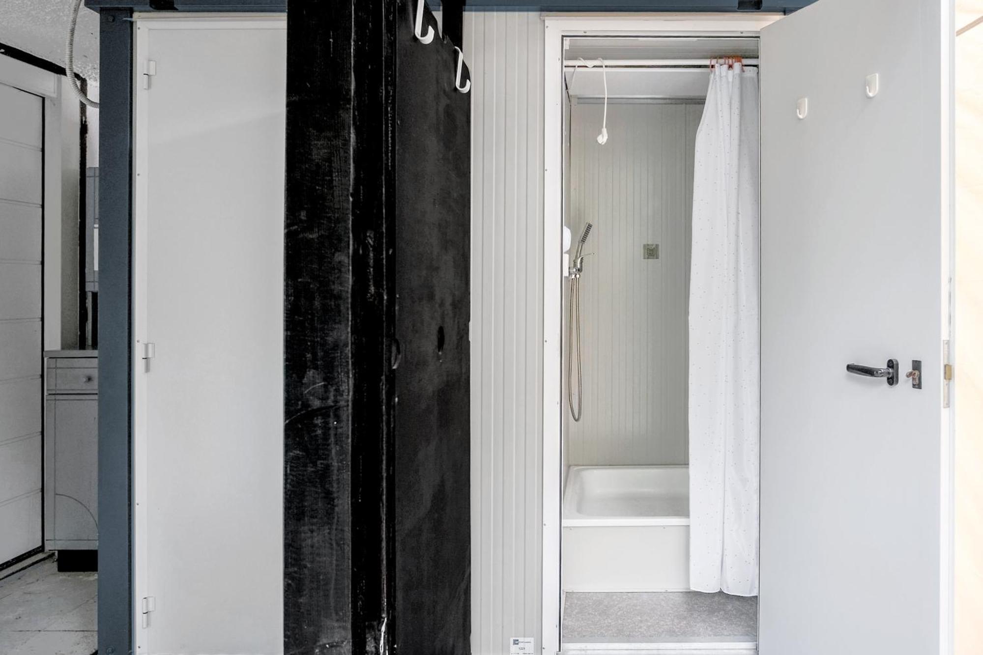 Resort Pod Orehi - Bled - Apartma & Glamping & Savna الغرفة الصورة